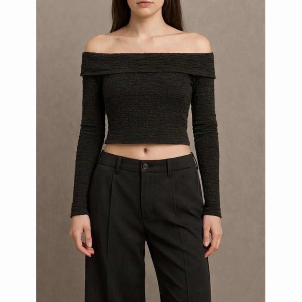 NWT Petal & Pup Black‎ Textured Off-Shoulder Long Sleeve Top Large Crop Stretch